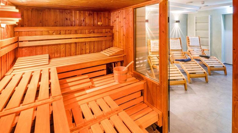 <b>Best Western Plus Hotel Excelsior Recreation</b>. Images powered by <a href="https://iceportal.shijigroup.com/" title="IcePortal" target="_blank">IcePortal</a>.