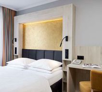 Best Western Raphael Hotel Altona Room