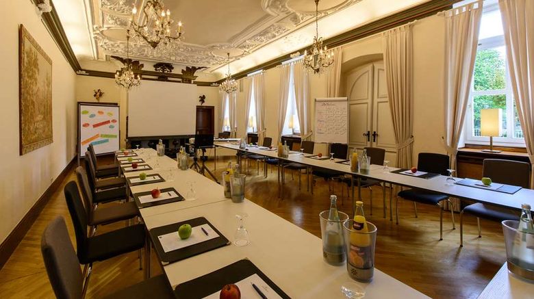 <b>Best Western Premier Parkhotel Engelsburg Meeting</b>. Images powered by <a href="https://iceportal.shijigroup.com/" title="IcePortal" target="_blank">IcePortal</a>.