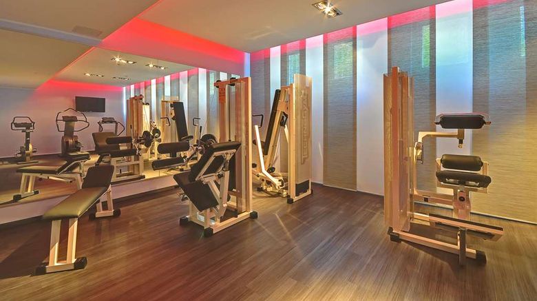 <b>Best Western Premier Parkhotel Engelsburg Health</b>. Images powered by <a href="https://iceportal.shijigroup.com/" title="IcePortal" target="_blank">IcePortal</a>.
