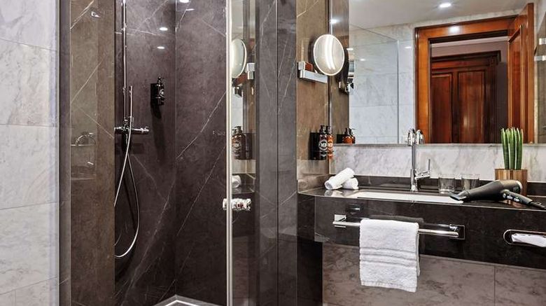 <b>Best Western Premier Parkhotel Engelsburg Room</b>. Images powered by <a href="https://iceportal.shijigroup.com/" title="IcePortal" target="_blank">IcePortal</a>.