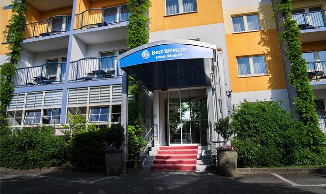 Best Western Hotel Windorf Exterior