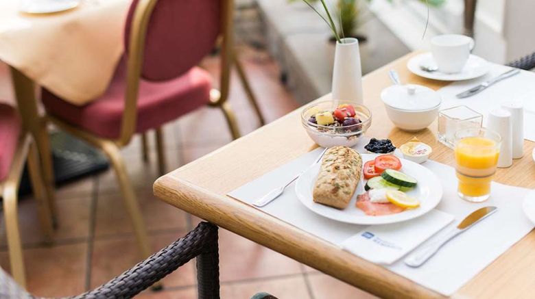 <b>Best Western Seehotel Frankenhorst Restaurant</b>. Images powered by <a href="https://iceportal.shijigroup.com/" title="IcePortal" target="_blank">IcePortal</a>.