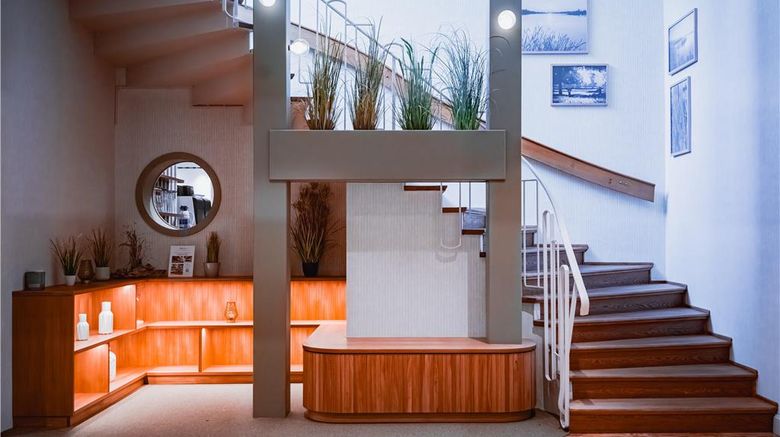 <b>Best Western Seehotel Frankenhorst Lobby</b>. Images powered by <a href="https://iceportal.shijigroup.com/" title="IcePortal" target="_blank">IcePortal</a>.