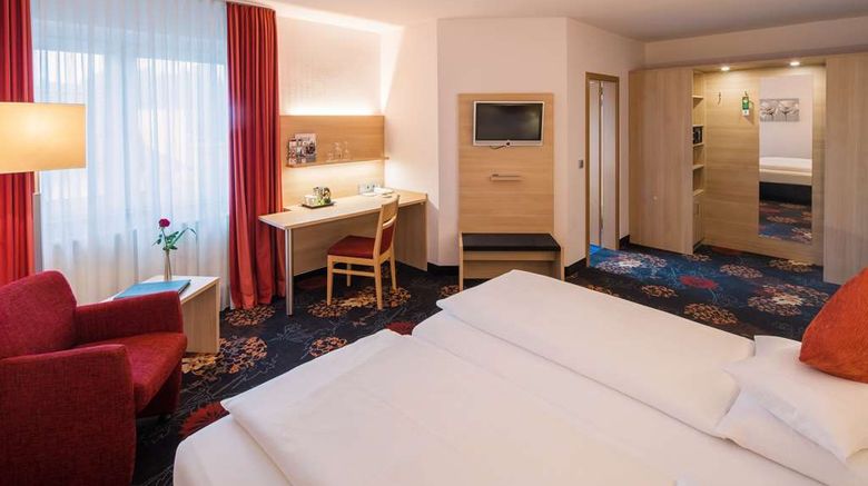 <b>Best Western Blankenburg Hotel Room</b>. Images powered by <a href="https://iceportal.shijigroup.com/" title="IcePortal" target="_blank">IcePortal</a>.