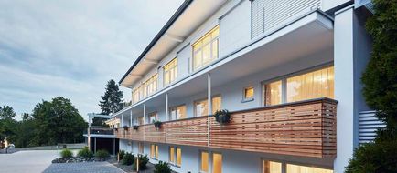 Scotty + Emily Hotel Ulm Sure Hotel Coll Exterior
