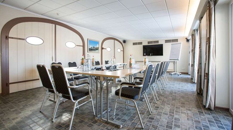 <b>Best Western Plus Theodor Storm Hotel Meeting</b>. Images powered by <a href="https://iceportal.shijigroup.com/" title="IcePortal" target="_blank">IcePortal</a>.