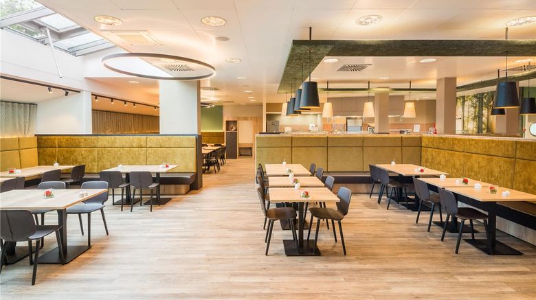 <b>Best Western Hotel Muenchen Airport Restaurant</b>. Images powered by <a href="https://iceportal.shijigroup.com/" title="IcePortal" target="_blank">IcePortal</a>.