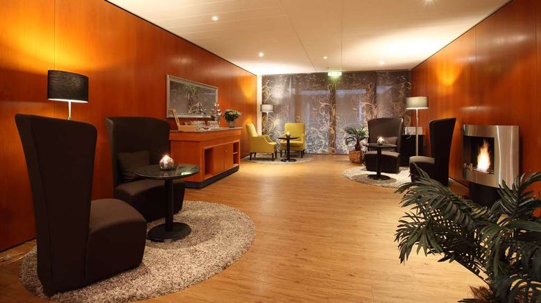 <b>Best Western Hotel Rosenau Lobby</b>. Images powered by <a href="https://iceportal.shijigroup.com/" title="IcePortal" target="_blank">IcePortal</a>.