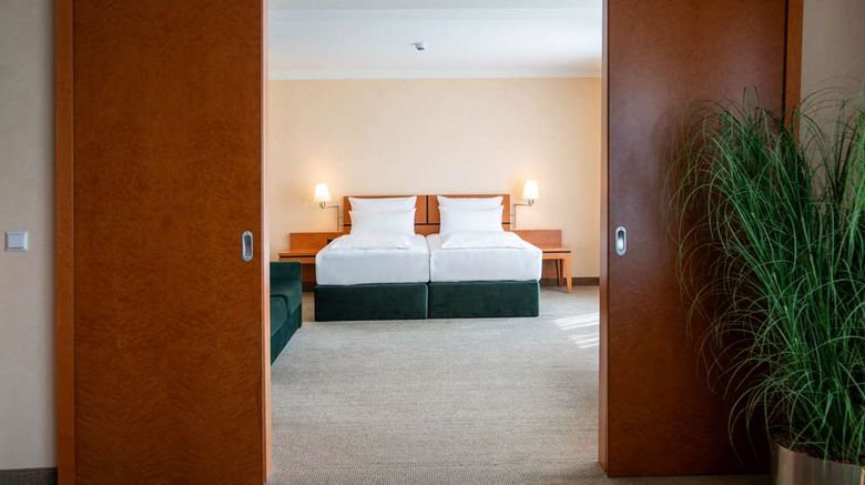 <b>Best Western Premier Airport Htl Fontane Other</b>. Images powered by <a href="https://iceportal.shijigroup.com/" title="IcePortal" target="_blank">IcePortal</a>.