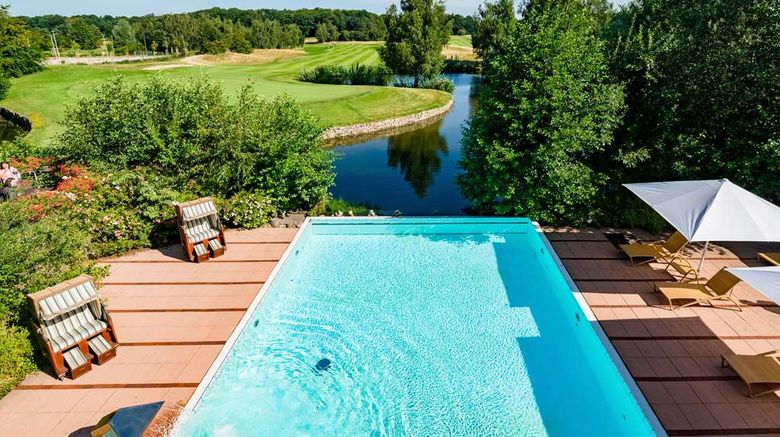 <b>Best Western Premier Castanea Resort Htl Pool</b>. Images powered by <a href="https://iceportal.shijigroup.com/" title="IcePortal" target="_blank">IcePortal</a>.