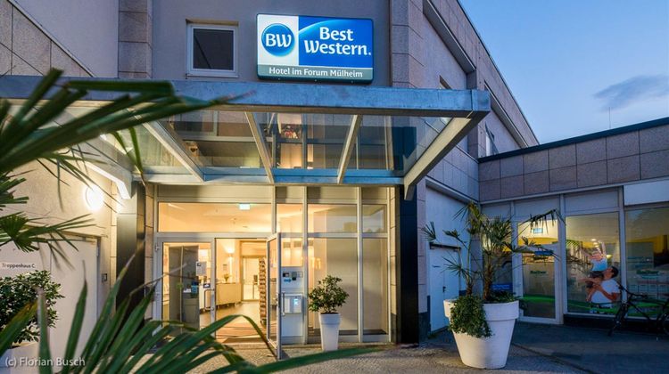 Hotel im Forum Muelheim Exterior