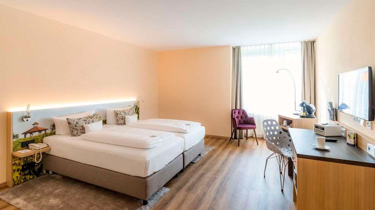 Best Western Plus Palatin Kongress Hotel Room