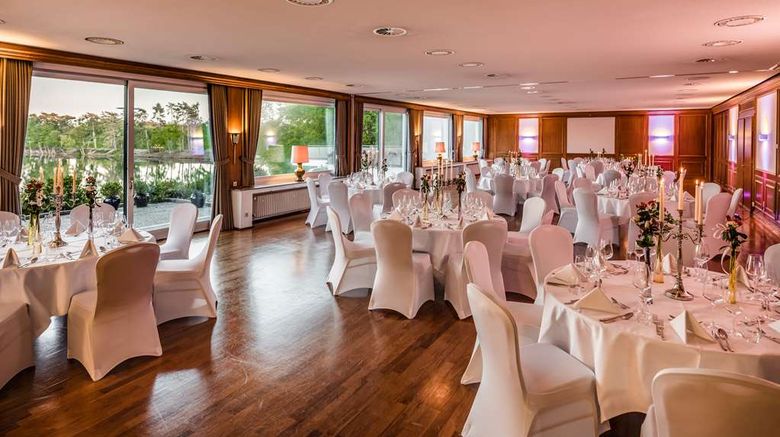 <b>Best Western Premier Hotel Krautkraemer Ballroom</b>. Images powered by <a href="https://iceportal.shijigroup.com/" title="IcePortal" target="_blank">IcePortal</a>.