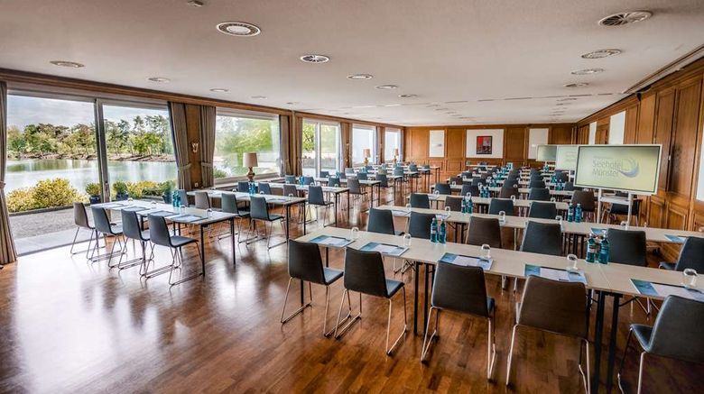 <b>Best Western Premier Hotel Krautkraemer Meeting</b>. Images powered by <a href="https://iceportal.shijigroup.com/" title="IcePortal" target="_blank">IcePortal</a>.