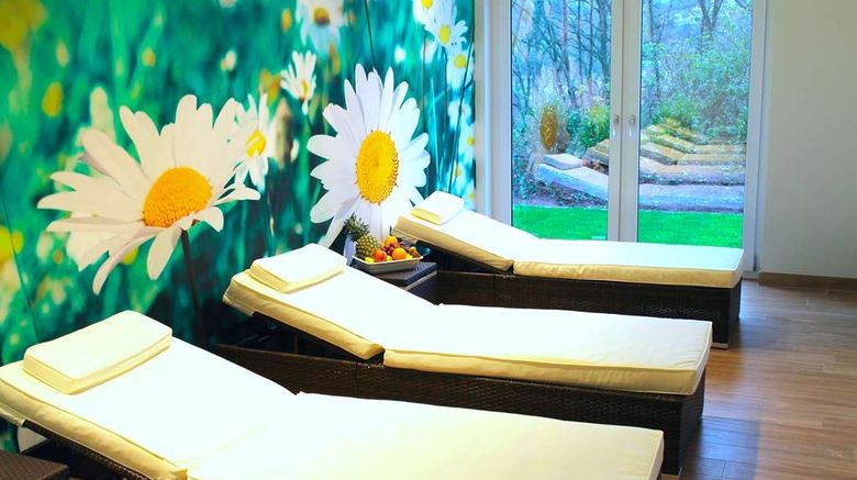 <b>Best Western Queens Hotel Spa</b>. Images powered by <a href="https://iceportal.shijigroup.com/" title="IcePortal" target="_blank">IcePortal</a>.