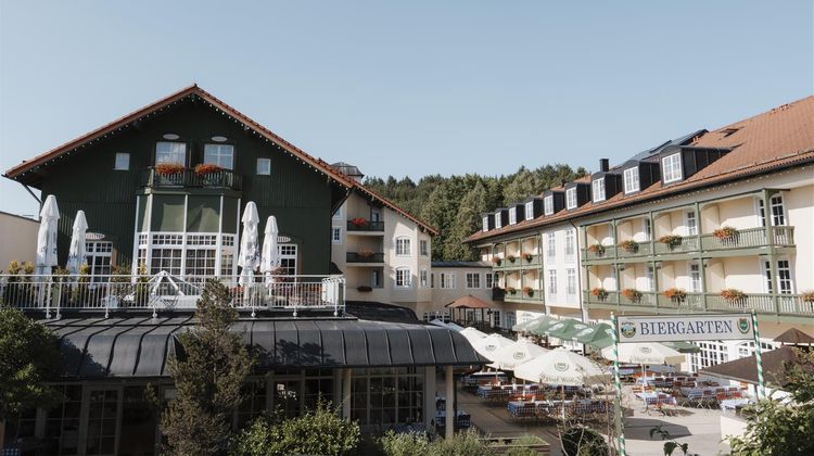 Best Western Premier Bayerischer Exterior
