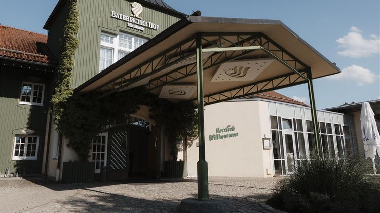 Best Western Premier Bayerischer Exterior