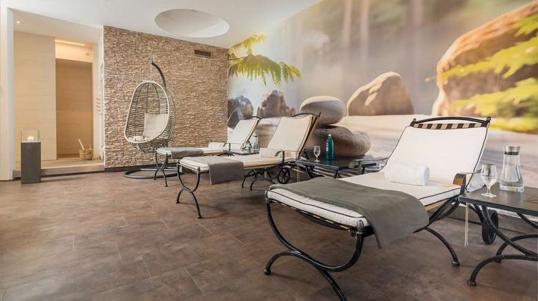 <b>Best Western Hotel Lamm Spa</b>. Images powered by <a href="https://iceportal.shijigroup.com/" title="IcePortal" target="_blank">IcePortal</a>.