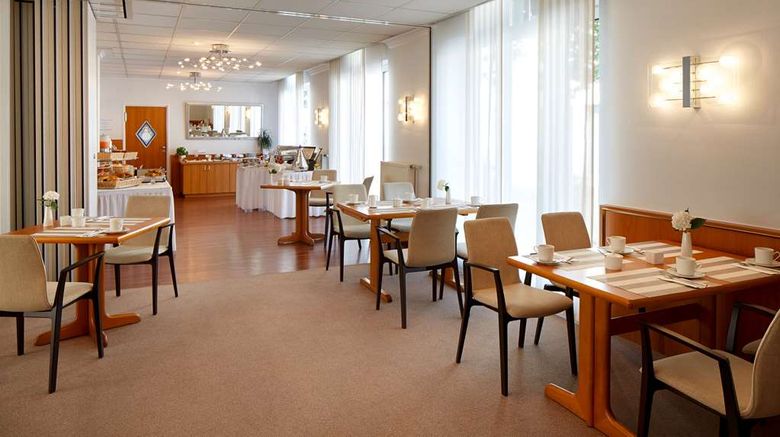 <b>Best Western Hotel Lippischer Hof Restaurant</b>. Images powered by <a href="https://iceportal.shijigroup.com/" title="IcePortal" target="_blank">IcePortal</a>.