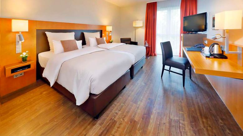 <b>Best Western PremierIB Friedberger Warte Room</b>. Images powered by <a href="https://iceportal.shijigroup.com/" title="IcePortal" target="_blank">IcePortal</a>.