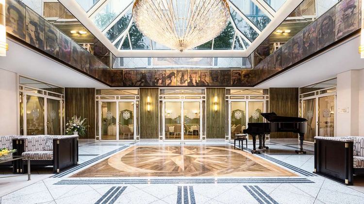 Best Western Premier Grand Hotel Lobby