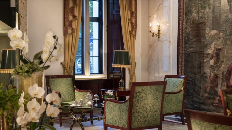 Best Western Premier Grand Hotel Lobby
