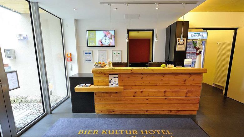<b>Best Western Plus BierKultur Schwanen Lobby</b>. Images powered by <a href="https://iceportal.shijigroup.com/" title="IcePortal" target="_blank">IcePortal</a>.