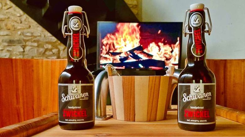 <b>Best Western Plus BierKultur Schwanen Pool</b>. Images powered by <a href="https://iceportal.shijigroup.com/" title="IcePortal" target="_blank">IcePortal</a>.