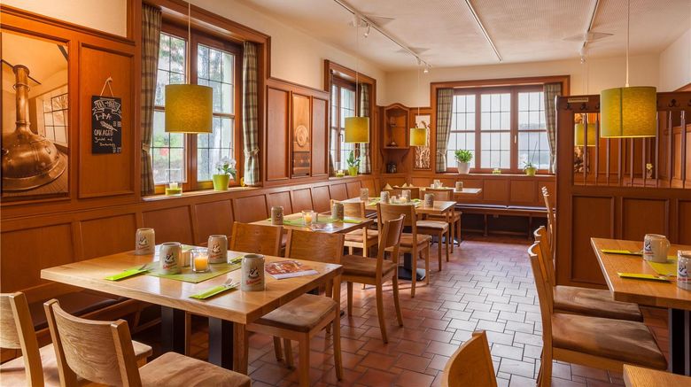 <b>Best Western Plus BierKultur Schwanen Restaurant</b>. Images powered by <a href="https://iceportal.shijigroup.com/" title="IcePortal" target="_blank">IcePortal</a>.