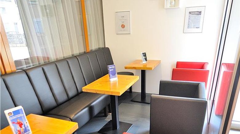 <b>Best Western Plus BierKultur Schwanen Lobby</b>. Images powered by <a href="https://iceportal.shijigroup.com/" title="IcePortal" target="_blank">IcePortal</a>.