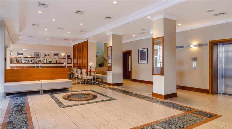 <b>Best Western Hotel Leipzig City Center Lobby</b>. Images powered by <a href="https://iceportal.shijigroup.com/" title="IcePortal" target="_blank">IcePortal</a>.