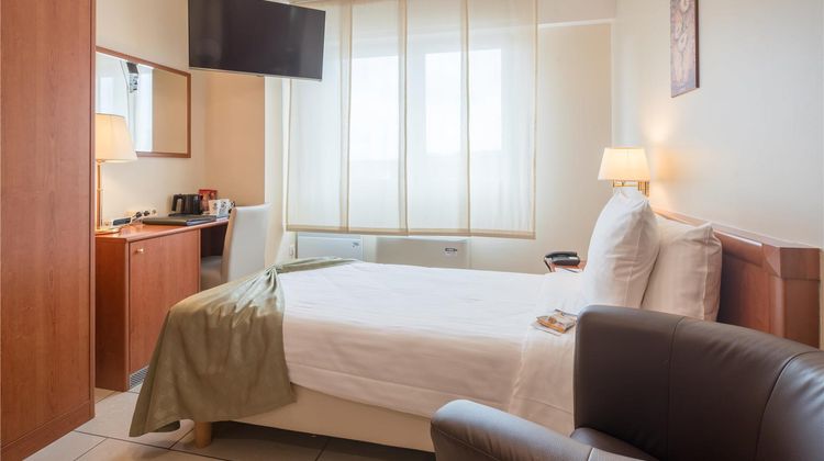 Best Western Plus Grand Htl Victor Hugo Room