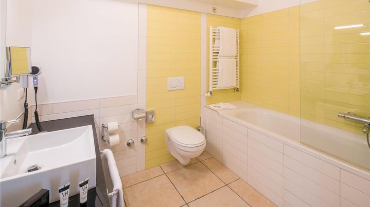 Best Western Plus Grand Htl Victor Hugo Room