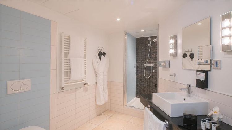 Best Western Plus Grand Htl Victor Hugo Room