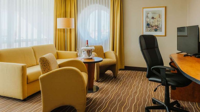 <b>Best Western Plus Hotel Bautzen Suite</b>. Images powered by <a href="https://iceportal.shijigroup.com/" title="IcePortal" target="_blank">IcePortal</a>.