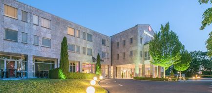 Best Western Plus Hotel Fellbach Exterior
