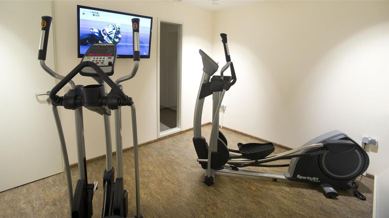 <b>Best Western Plus Hotel Bremerhaven Health</b>. Images powered by <a href="https://iceportal.shijigroup.com/" title="IcePortal" target="_blank">IcePortal</a>.