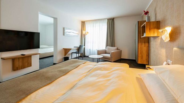 <b>Best Western Plus iO Hotel Room</b>. Images powered by <a href="https://iceportal.shijigroup.com/" title="IcePortal" target="_blank">IcePortal</a>.