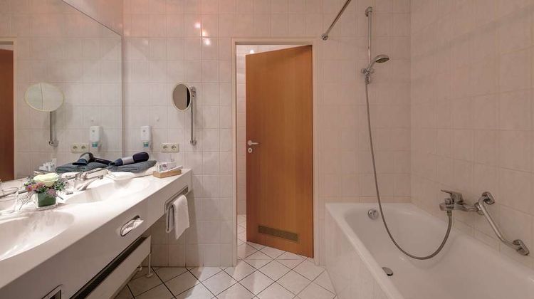 Best Western Aparthotel Birnbachhoehe Room