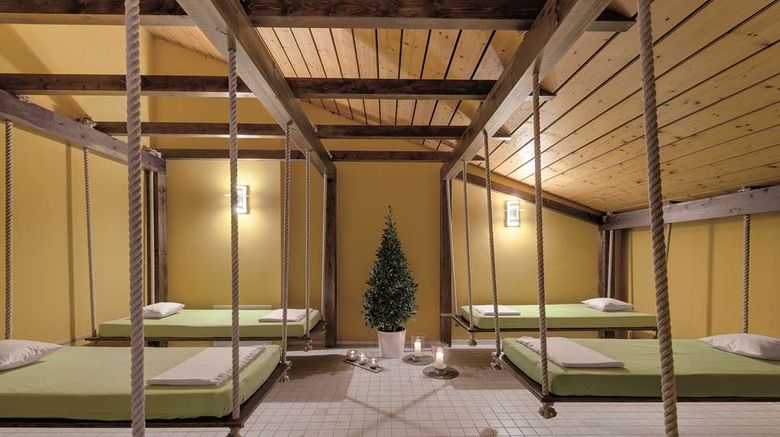 <b>Best Western Aparthotel Birnbachhoehe Spa</b>. Images powered by <a href="https://iceportal.shijigroup.com/" title="IcePortal" target="_blank">IcePortal</a>.