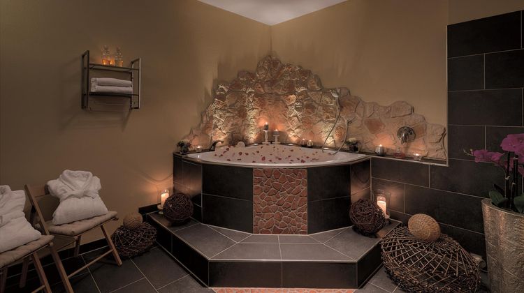Best Western Aparthotel Birnbachhoehe Pool