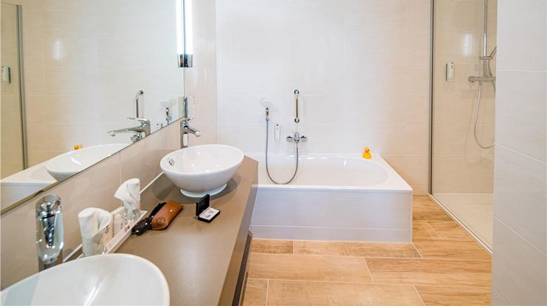 <b>Best Western Plus Kurhotel Suite</b>. Images powered by <a href="https://iceportal.shijigroup.com/" title="IcePortal" target="_blank">IcePortal</a>.