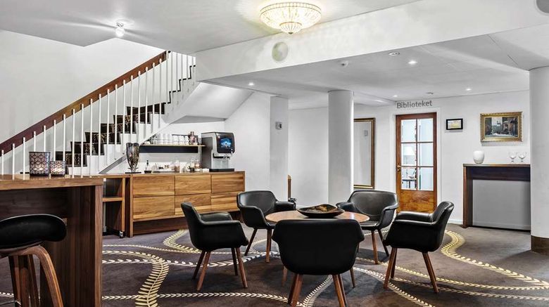 <b>Best Western Plus Hotel Eyde Lobby</b>. Images powered by <a href="https://iceportal.shijigroup.com/" title="IcePortal" target="_blank">IcePortal</a>.
