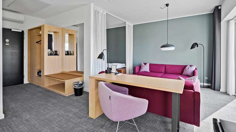 <b>Best Western Plus Hotel Fredericia Suite</b>. Images powered by <a href="https://iceportal.shijigroup.com/" title="IcePortal" target="_blank">IcePortal</a>.