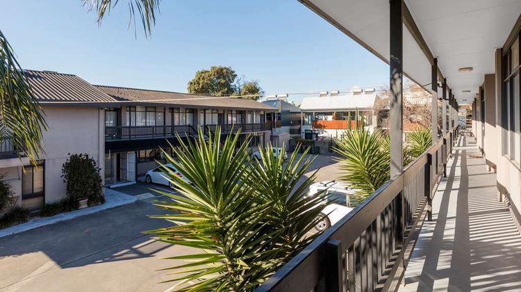 Best Western Governor Gipps Motor Inn Exterior