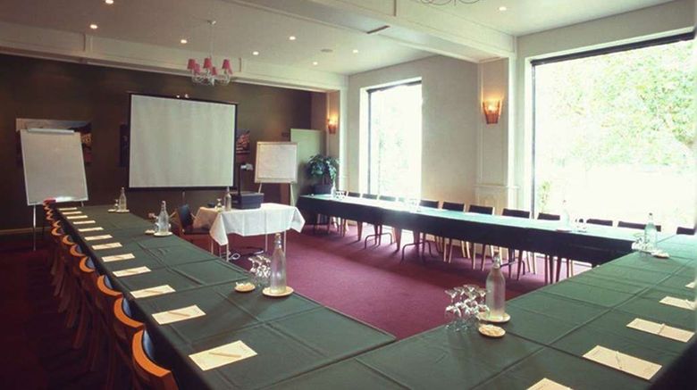 <b>Best Western Plus The Tudor-Box Hill Meeting</b>. Images powered by <a href="https://iceportal.shijigroup.com/" title="IcePortal" target="_blank">IcePortal</a>.