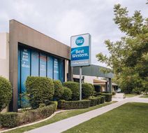 Best Western Chaffey Intl Motor Inn Exterior