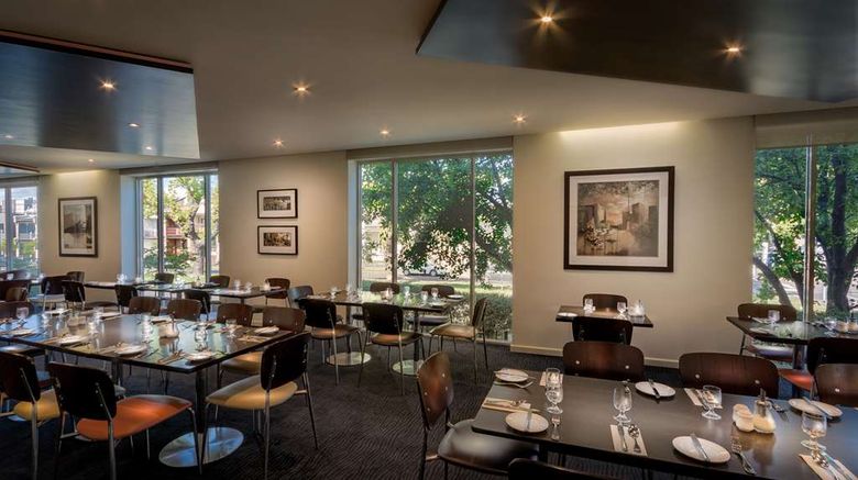 <b>Best Western Plus Travel Inn Hotel Restaurant</b>. Images powered by <a href="https://iceportal.shijigroup.com/" title="IcePortal" target="_blank">IcePortal</a>.