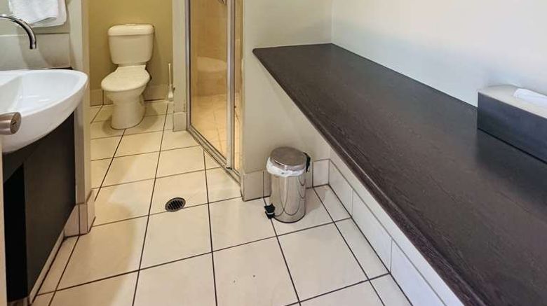 <b>Best Western Bungil Creek Motel Suite</b>. Images powered by <a href="https://iceportal.shijigroup.com/" title="IcePortal" target="_blank">IcePortal</a>.